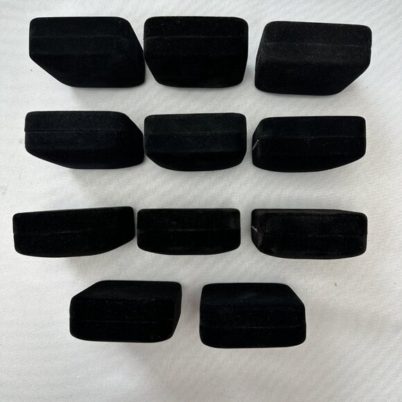 Vintage Macy's Jewelry Earring Display Case & Gift Box Black Velvet Presentation - Picture 5 of 16